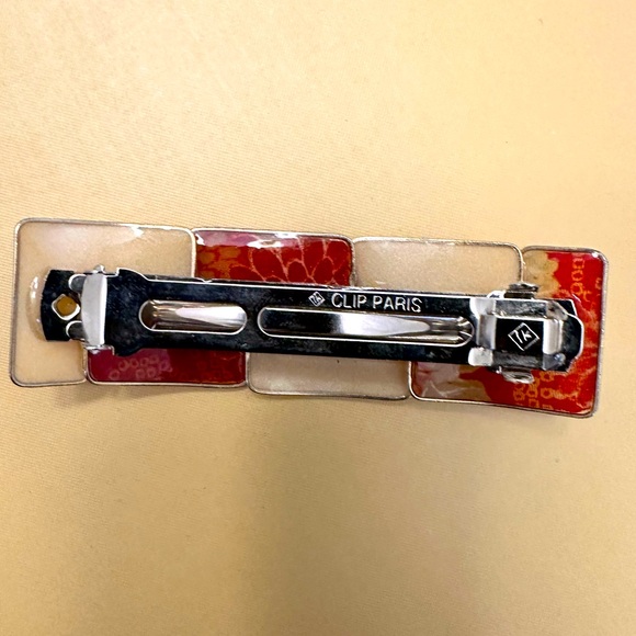 Clip Paris Red and Cream Patterned Barrette - Picture 6 of 7